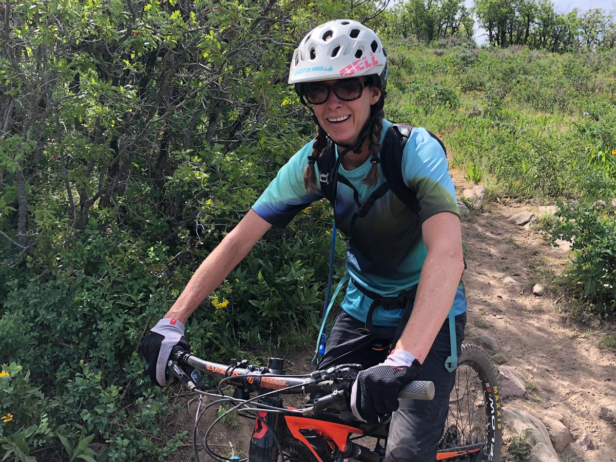 Bontrager Rhythm Women s Mountain Bike Jersey Review