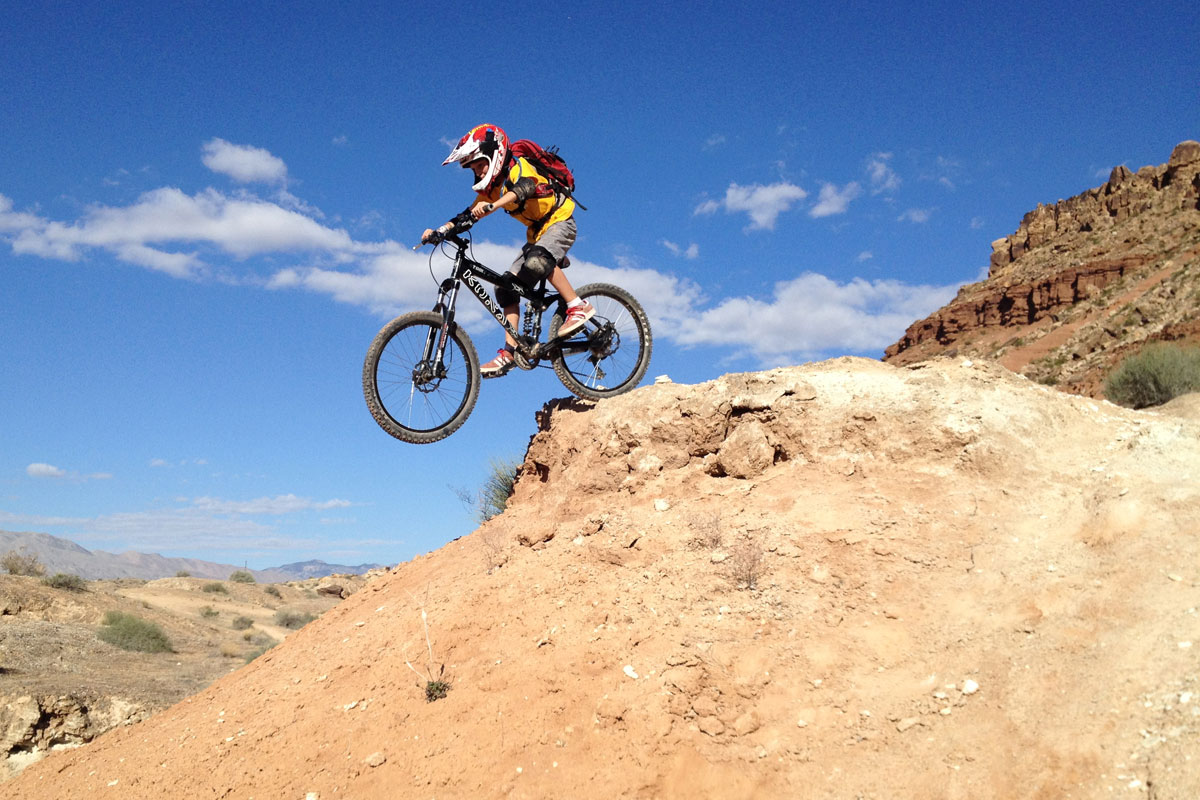 Bearclaw Poppy Trail - Mountain Biking With Kids