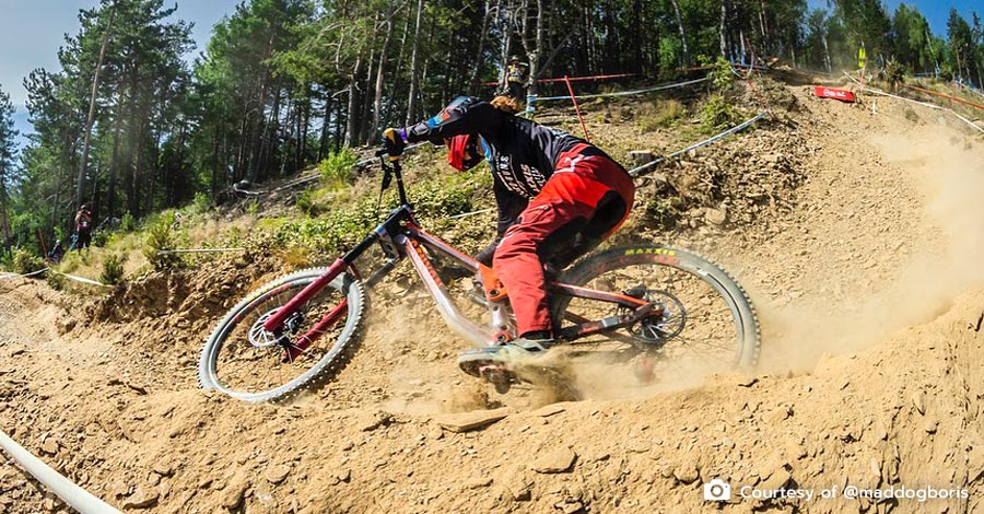 American DH racer Anna Newkirk