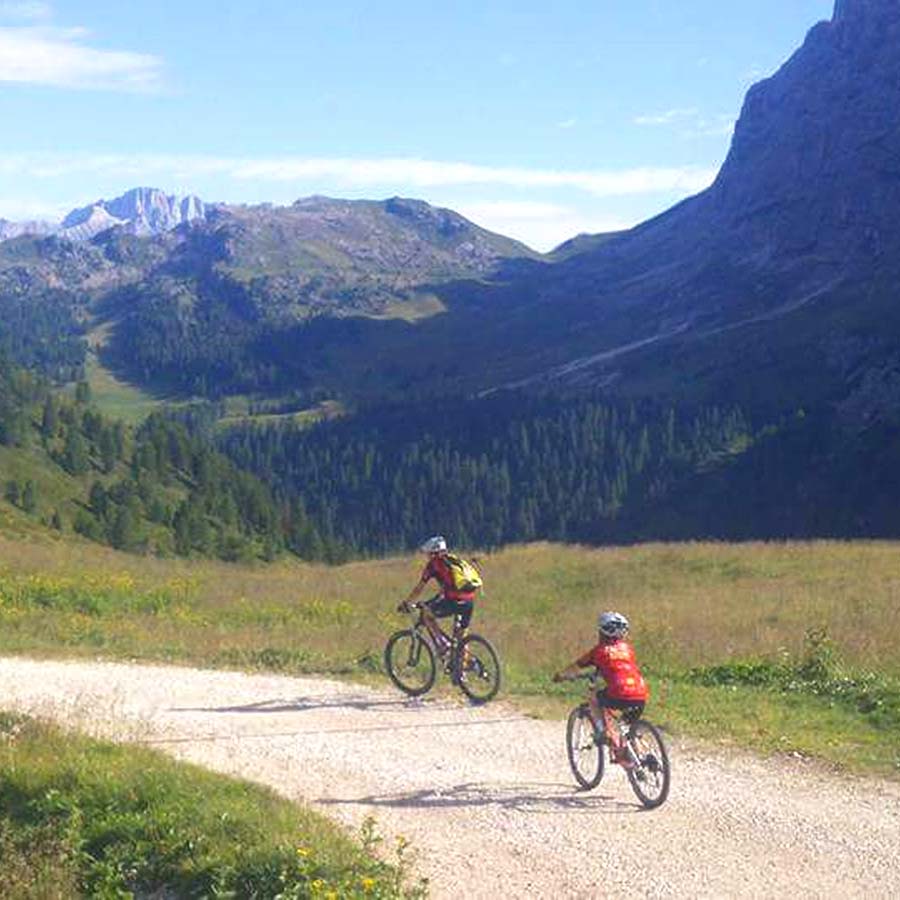 Riding mountain bikes in the mountains of Italy