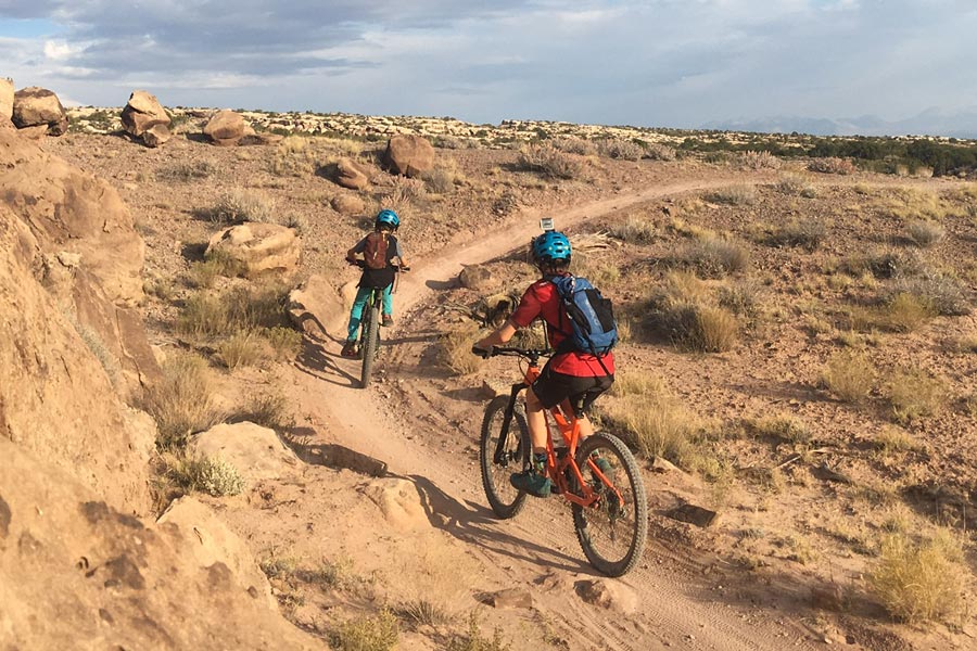 Beginner mountain bike rides in Moab